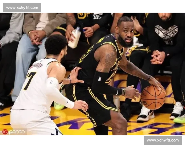 湖人对阵掘金精彩回放解析 詹姆斯与约基奇巅峰对决全程复盘