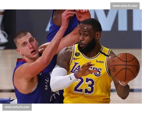 热火与山猫激战正酣 现场精彩直播全程解析